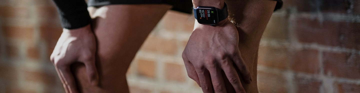 Persona descansado después de hacer ejercicio